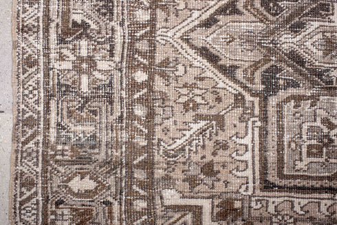 Antique Heriz Area Rug (6' x 8')